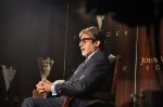 Amitabh Bachchan at Jhonny Walker Voyager award in Taj Hotel, Mumbai on 16th Dec 2012 (25).JPG
